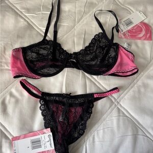 Black and Pink Lace Bra Set